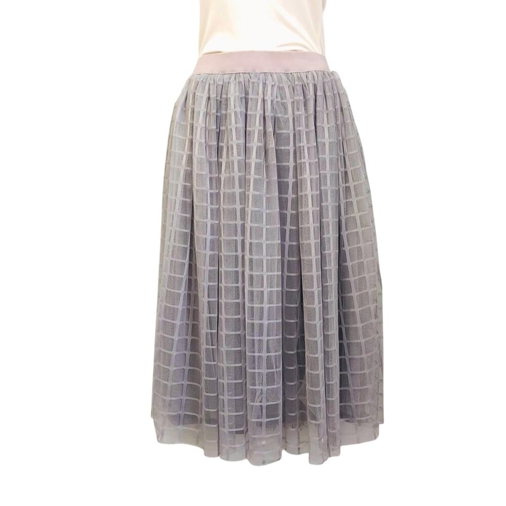 Boohoo LIght Gray Tulle Layered Skirt Window Pane Sheer Mesh Net Elastic Waist